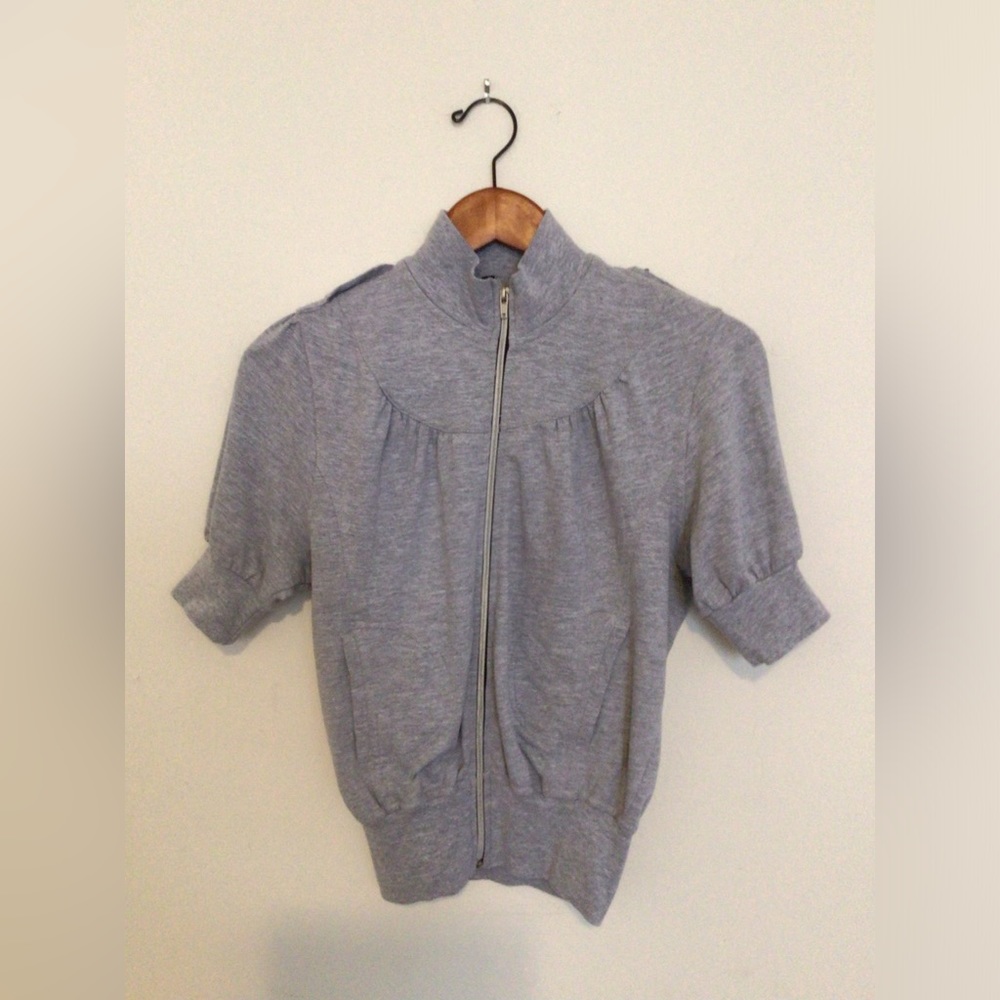 Puff Sleeve Gray Light Weight Zip-up Sweatshirt in Sz M